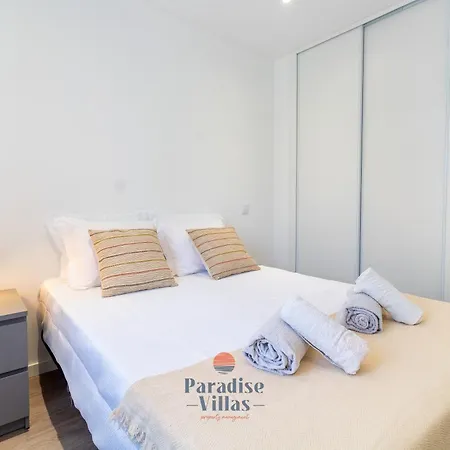 Modern 2-bed Apartment, Pool, Αλμπουφέιρα