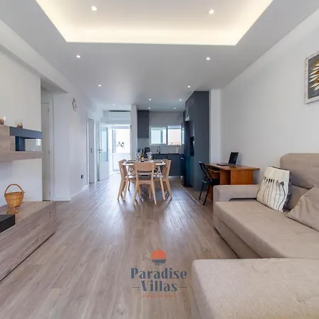 Modern 2-bed Apartment, Pool, *