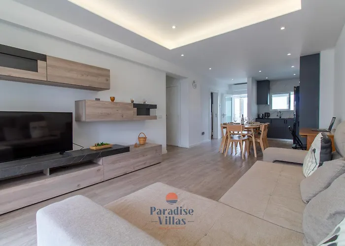 Modern 2-bed Apartment, Pool, Apartment